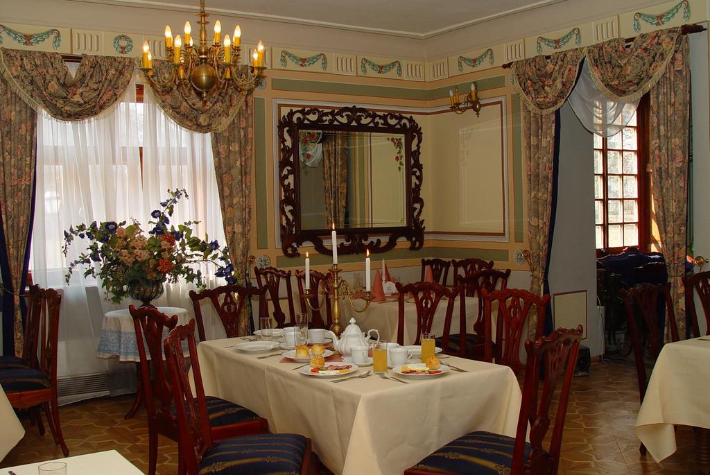 Ostoya Inn & Granary Jasionka 外观 照片
