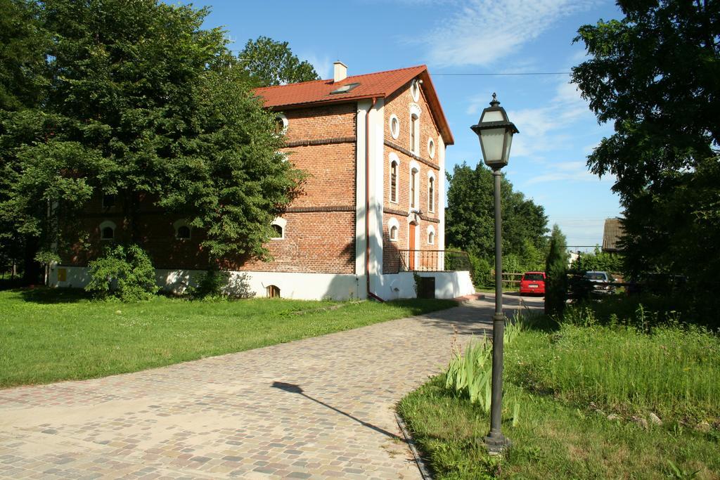 Ostoya Inn & Granary Jasionka 外观 照片